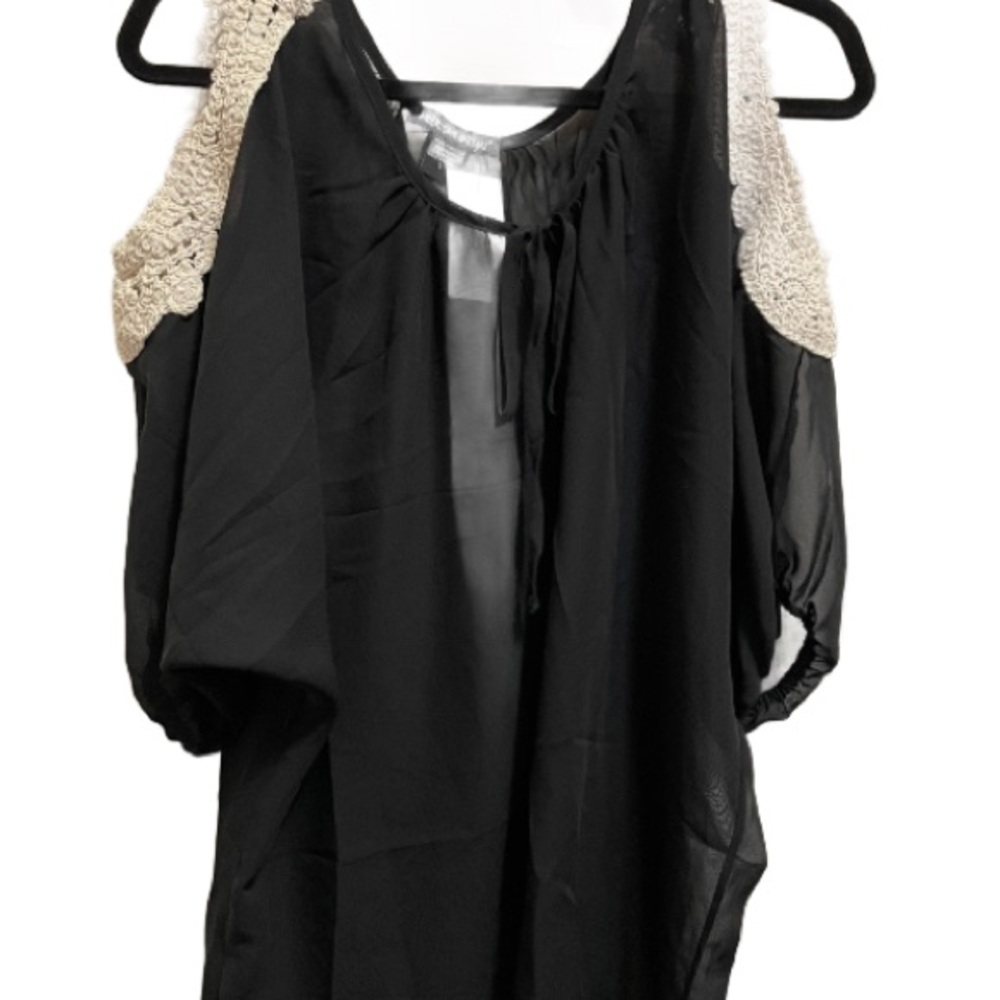 Elegant Black Cold Shoulder Top